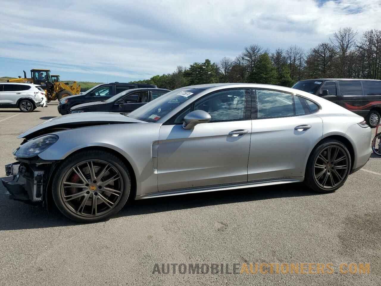 WP0AF2A76JL141133 PORSCHE PANAMERA 2018