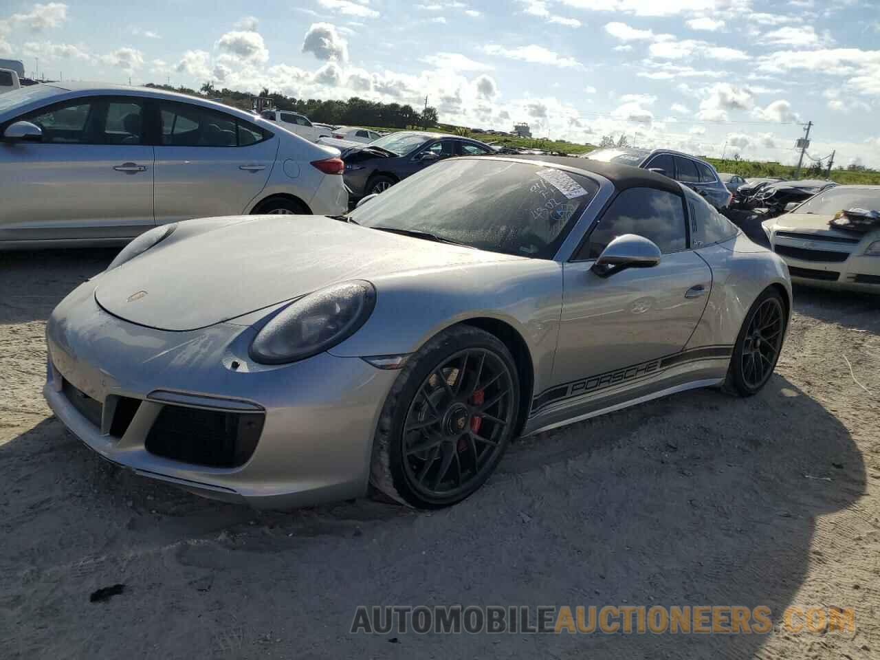 WP0BB2A92JS134302 PORSCHE 911 2018