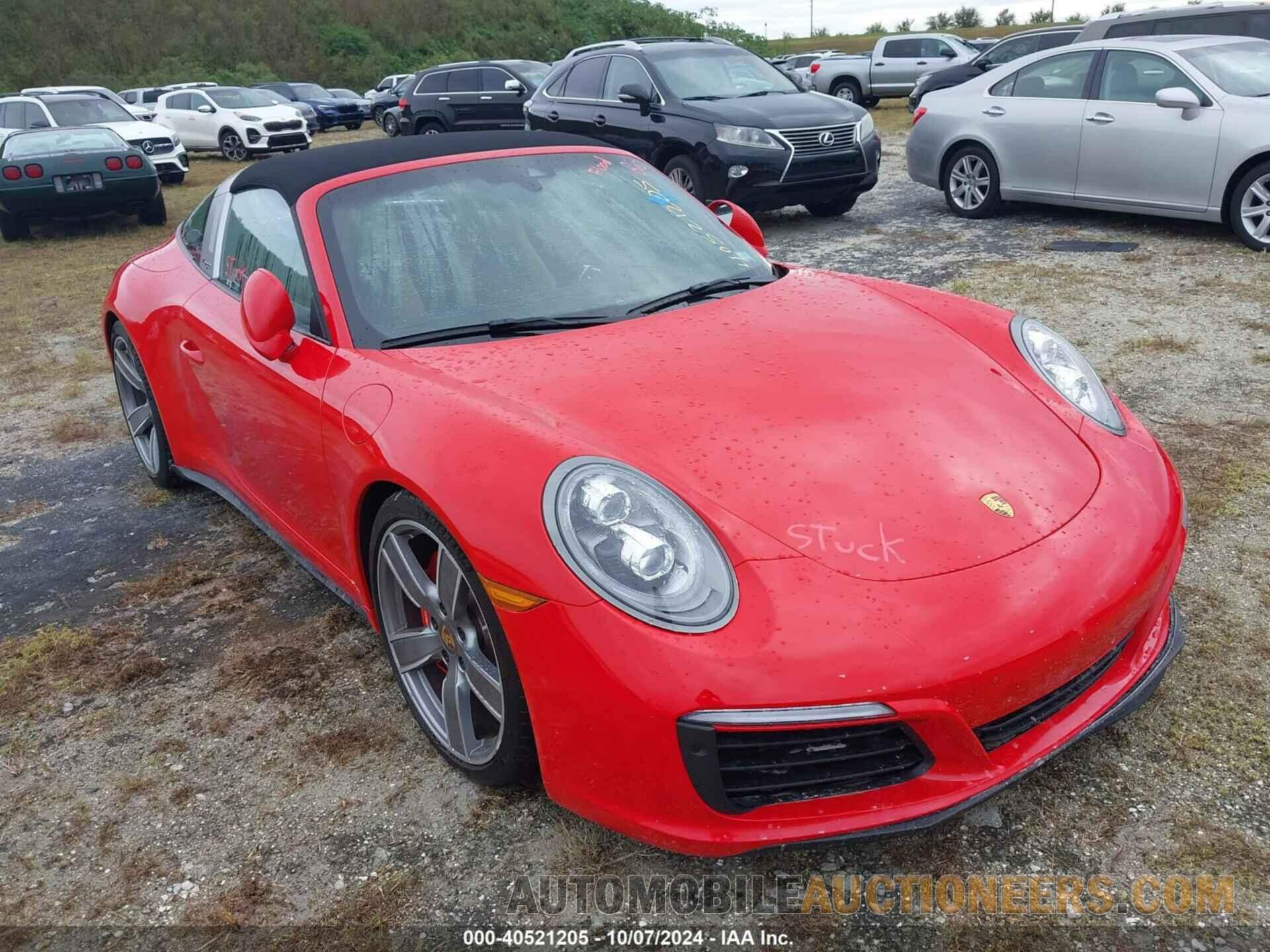 WP0BB2A93JS134762 PORSCHE 911 2018