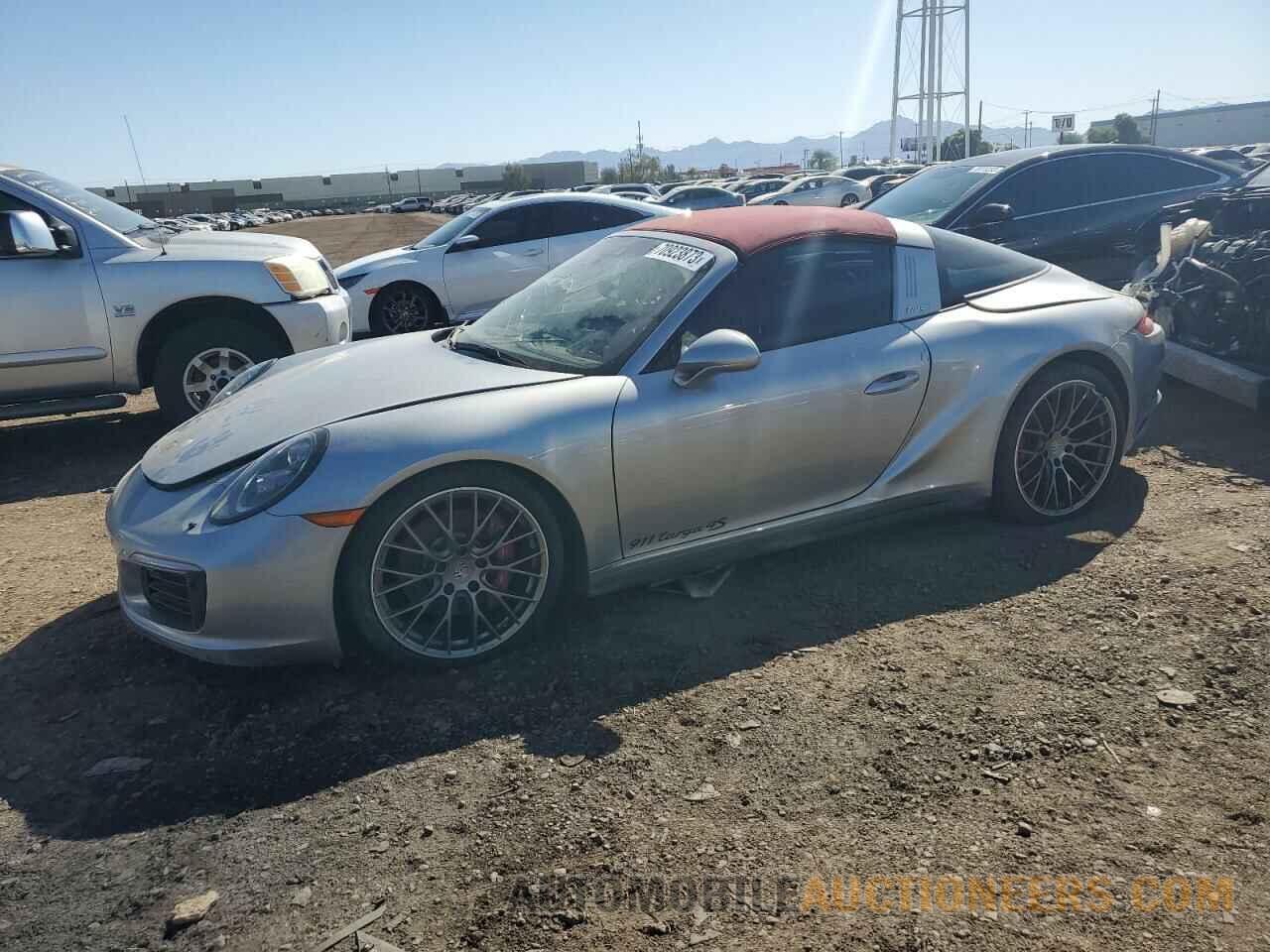 WP0BB2A94HS136630 PORSCHE 911 2017