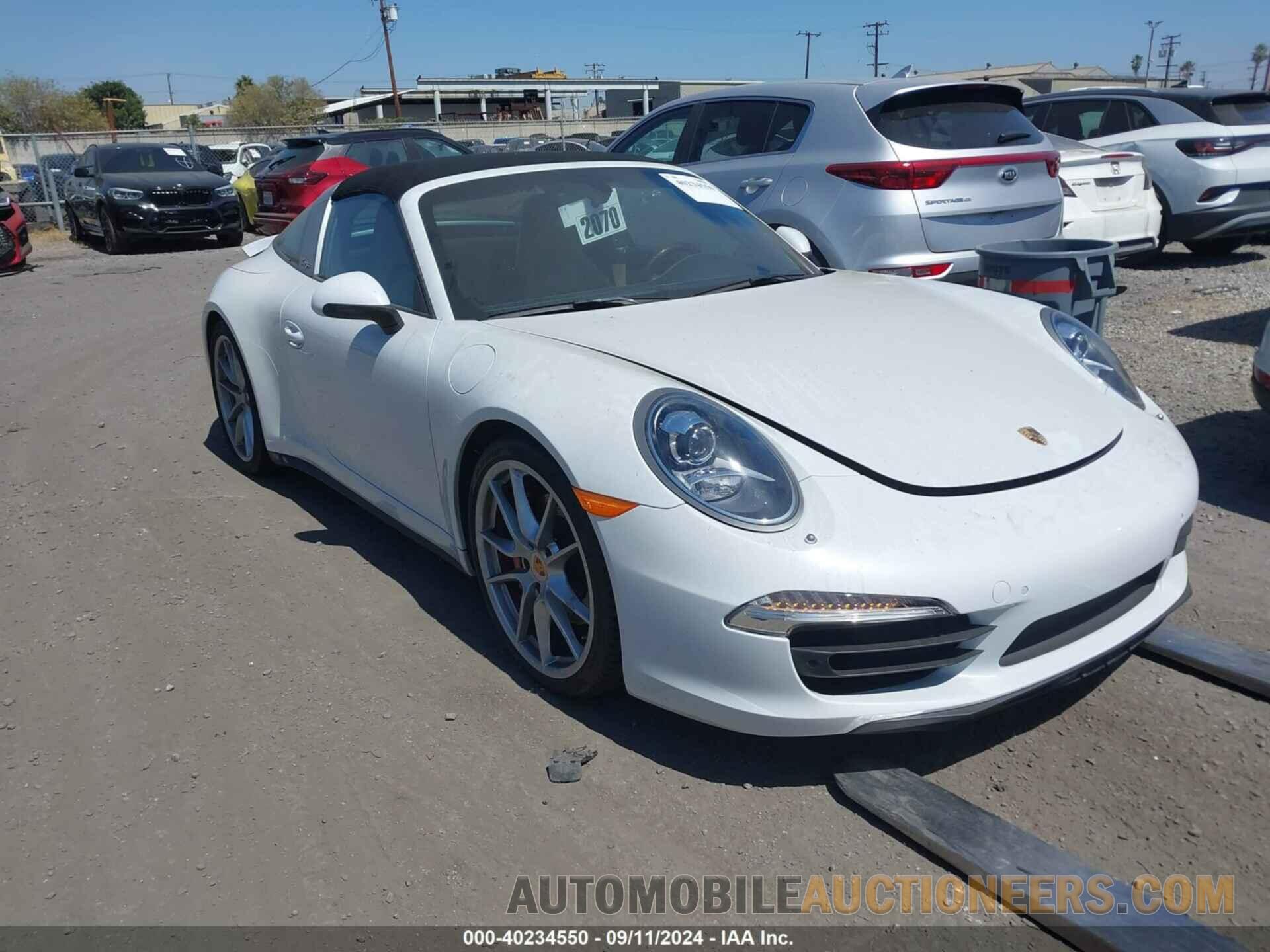 WP0BB2A95FS135242 PORSCHE 911 2015