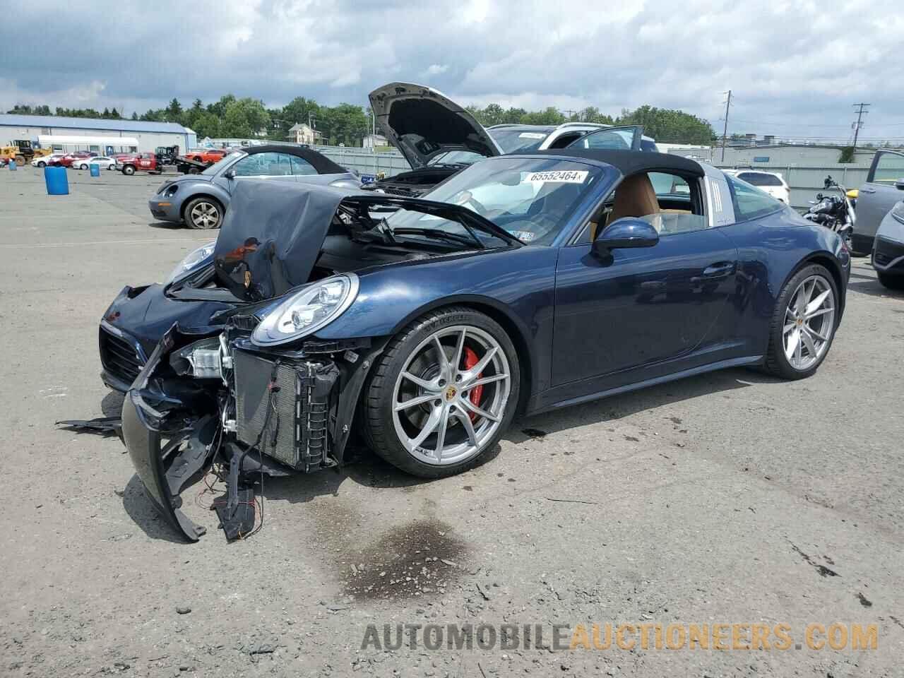 WP0BB2A95KS125790 PORSCHE 911 2019