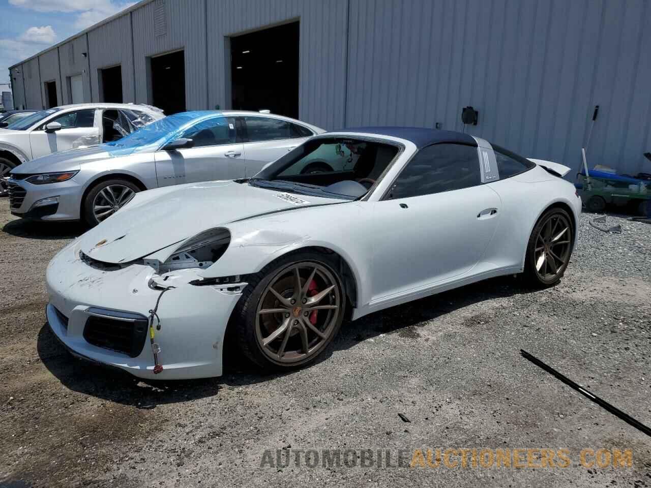 WP0BB2A9XHS136423 PORSCHE 911 2017