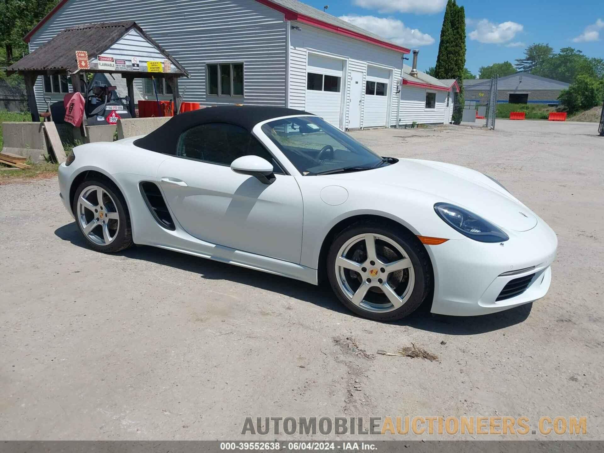 WP0CA2A80JS210436 PORSCHE 718 BOXSTER 2018