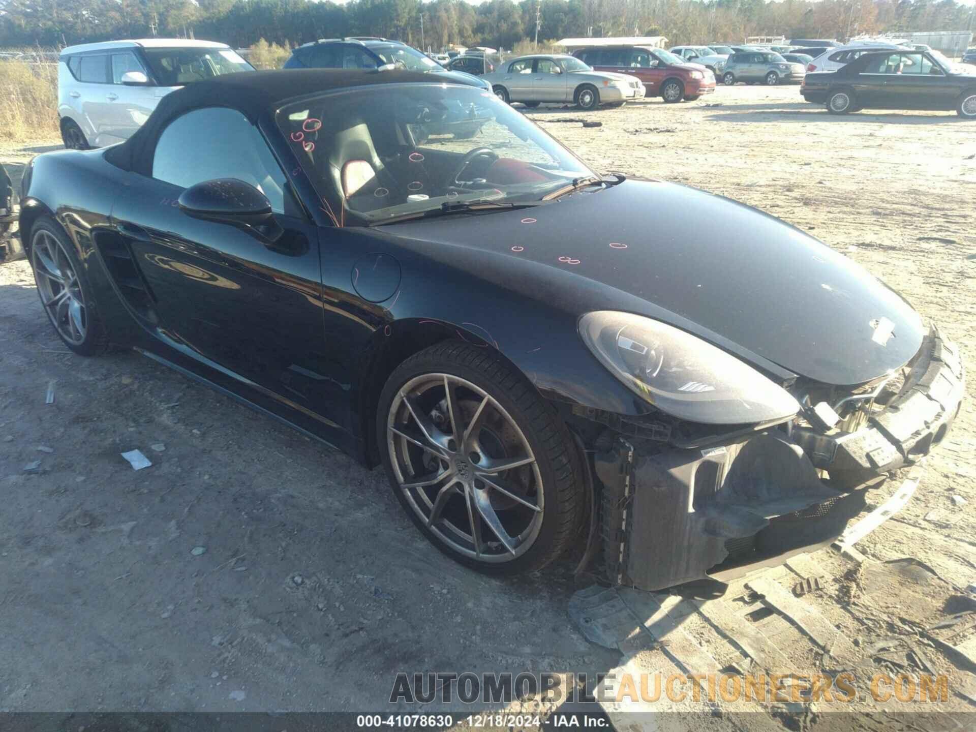 WP0CA2A83HS221358 PORSCHE 718 BOXSTER 2017