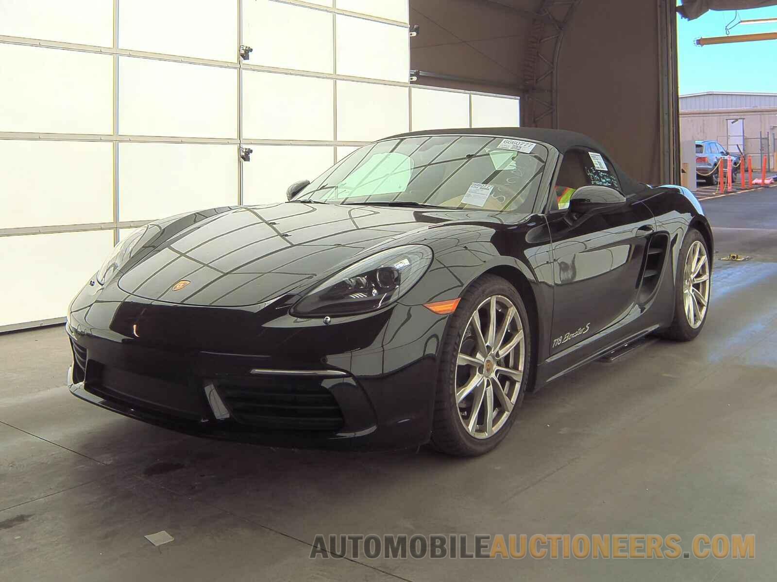 WP0CA2A87HS220116 Porsche 718 Boxster 2017