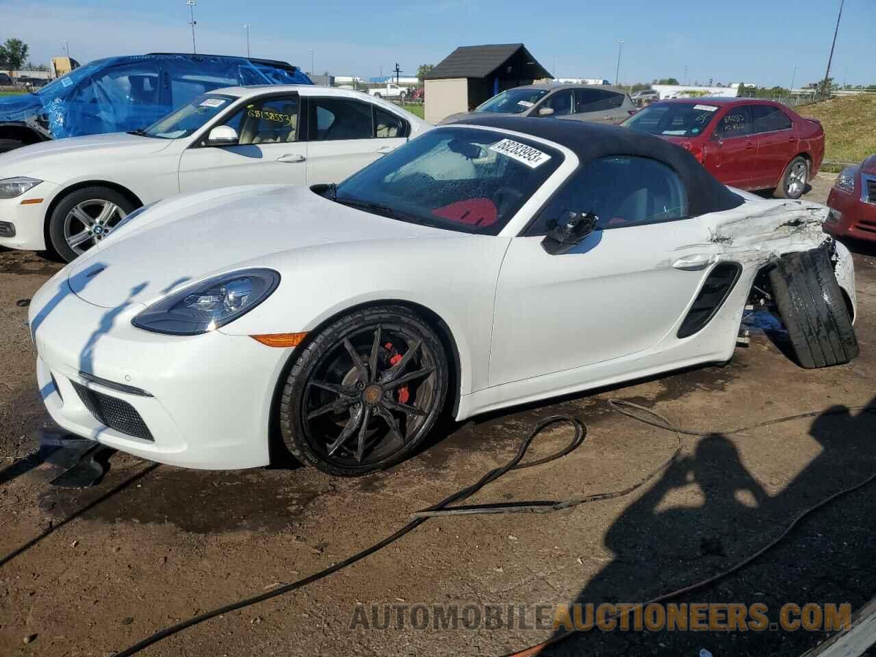 WP0CA2A89HS221297 PORSCHE BOXSTER 2017