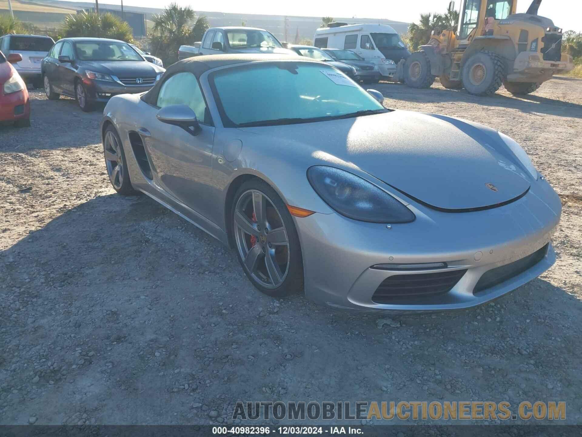 WP0CB2A80JS228268 PORSCHE 718 BOXSTER 2018