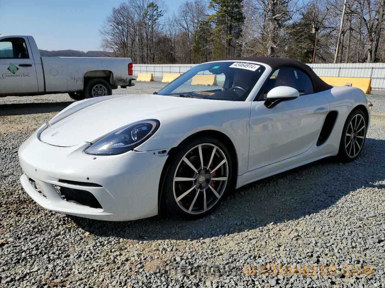 WP0CB2A81HS241847 PORSCHE BOXSTER 2017