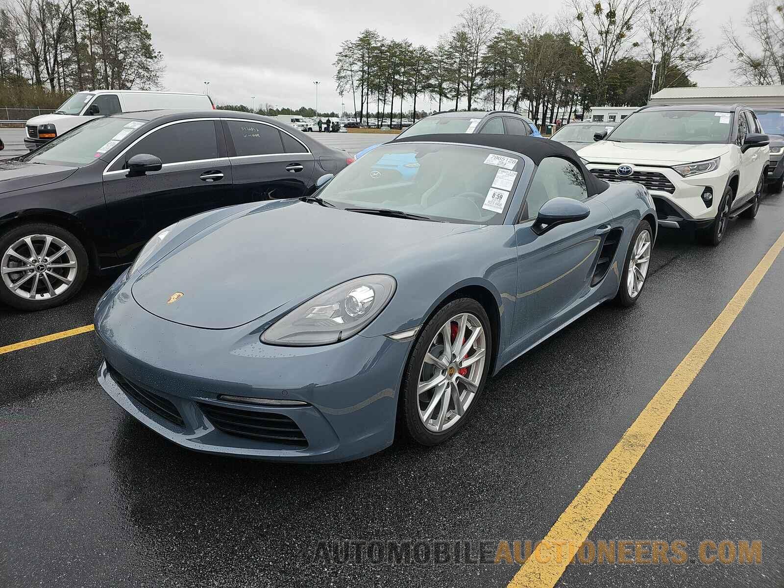 WP0CB2A84JS228242 Porsche 718 Boxster 2018