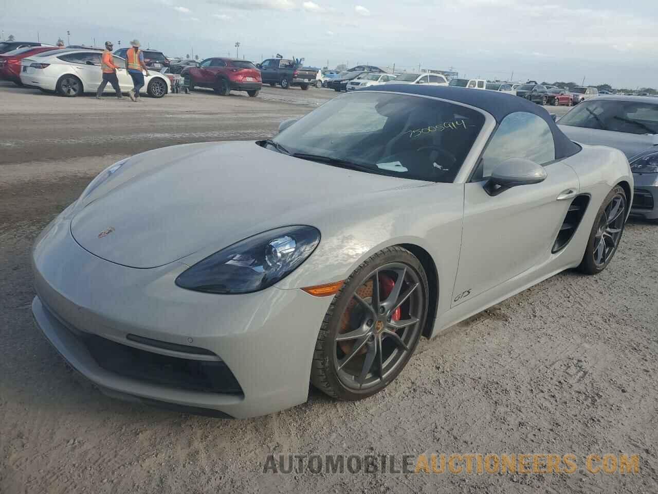 WP0CB2A84JS228807 PORSCHE BOXSTER 2018