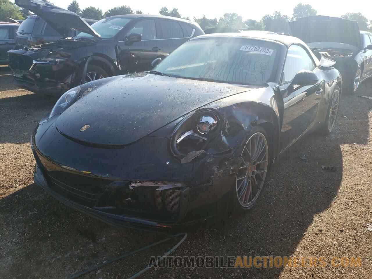 WP0CB2A95HS154946 PORSCHE 911 2017