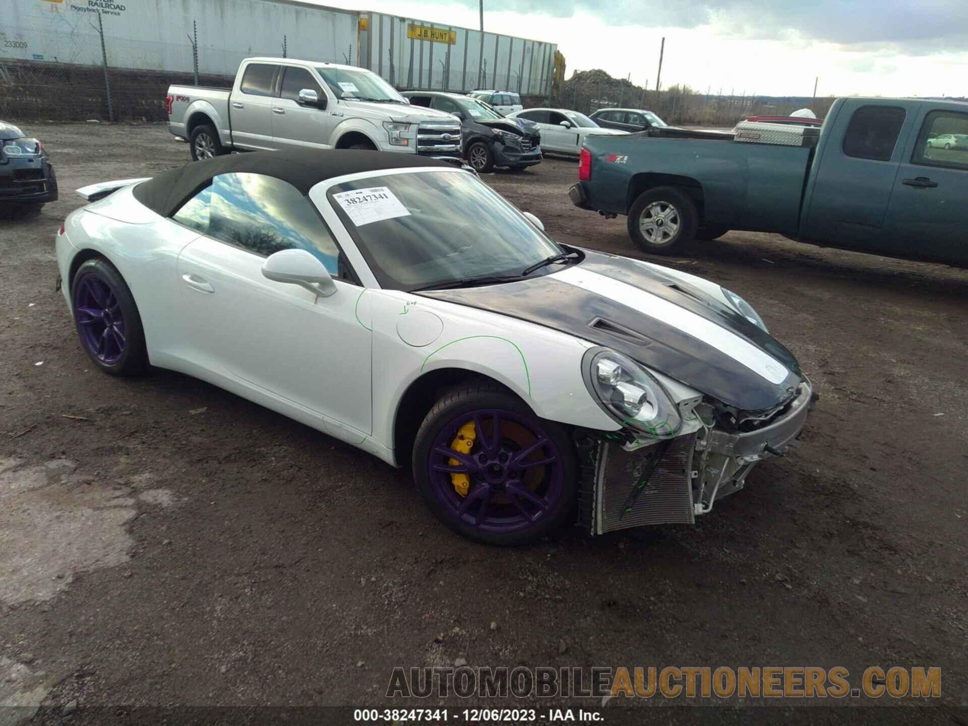 WP0CB2A97HS155810 PORSCHE 911 2017