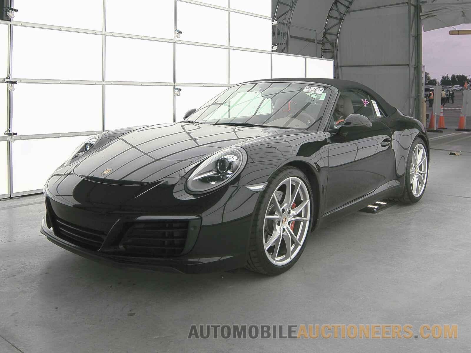 WP0CB2A98HS156108 Porsche 911 Carrera 2017