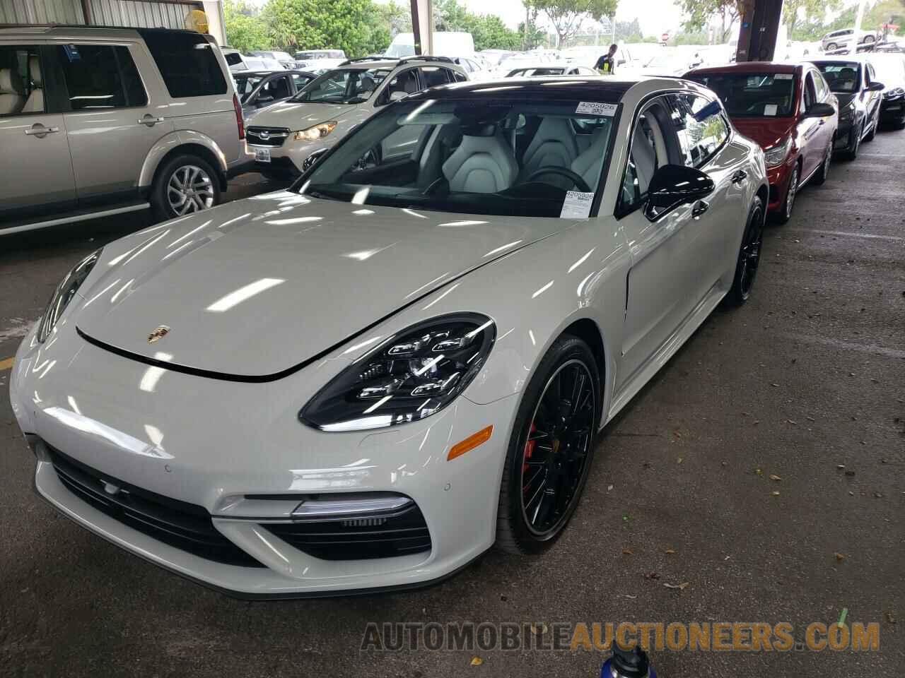 WP0CF2A74JL196138 Porsche Panamera 2018