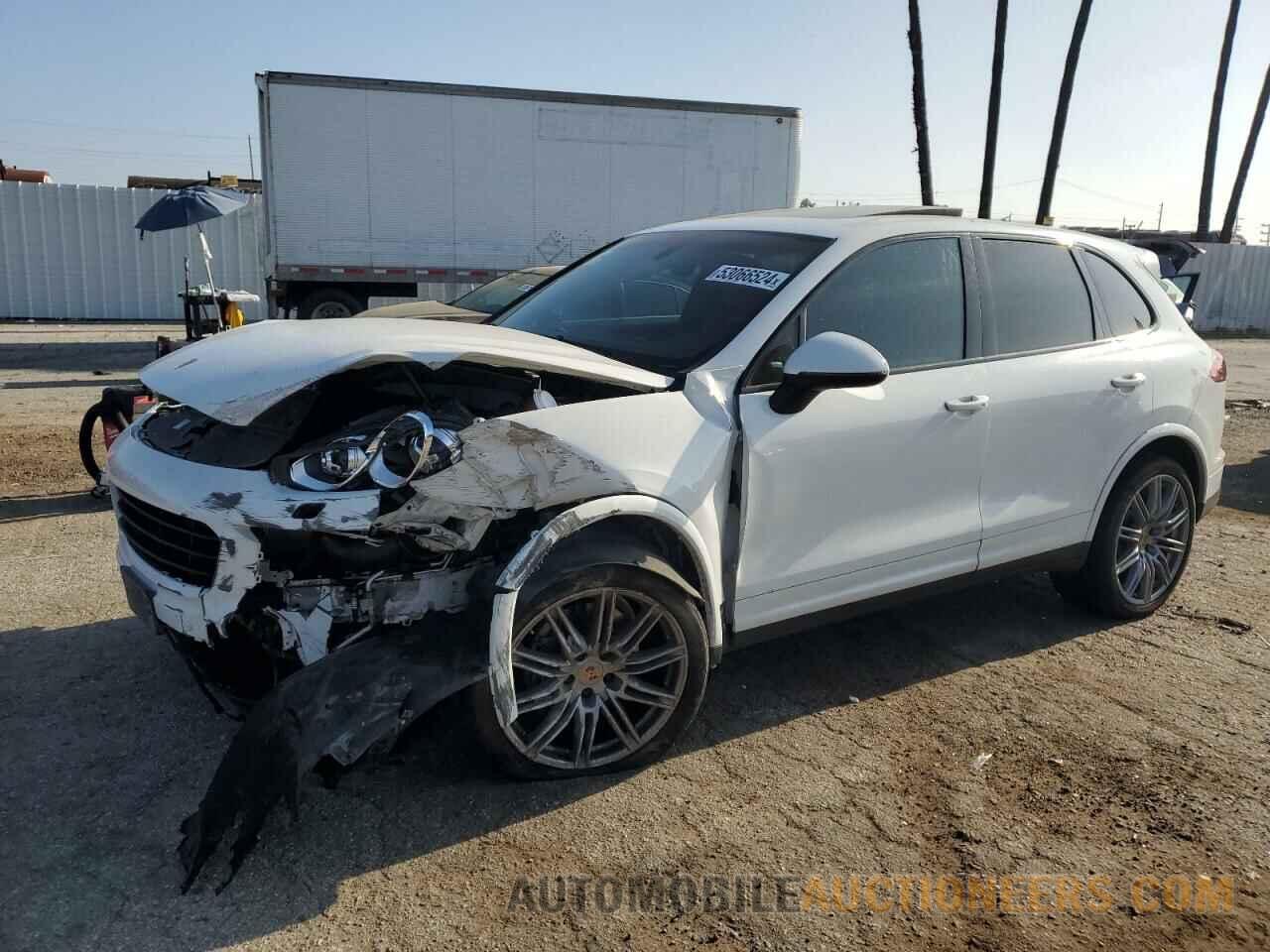 WP1AA2A20HKA90942 PORSCHE CAYENNE 2017