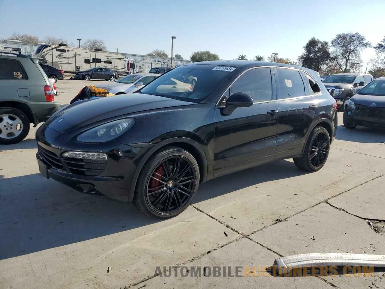 WP1AA2A21BLA05544 PORSCHE CAYENNE 2011