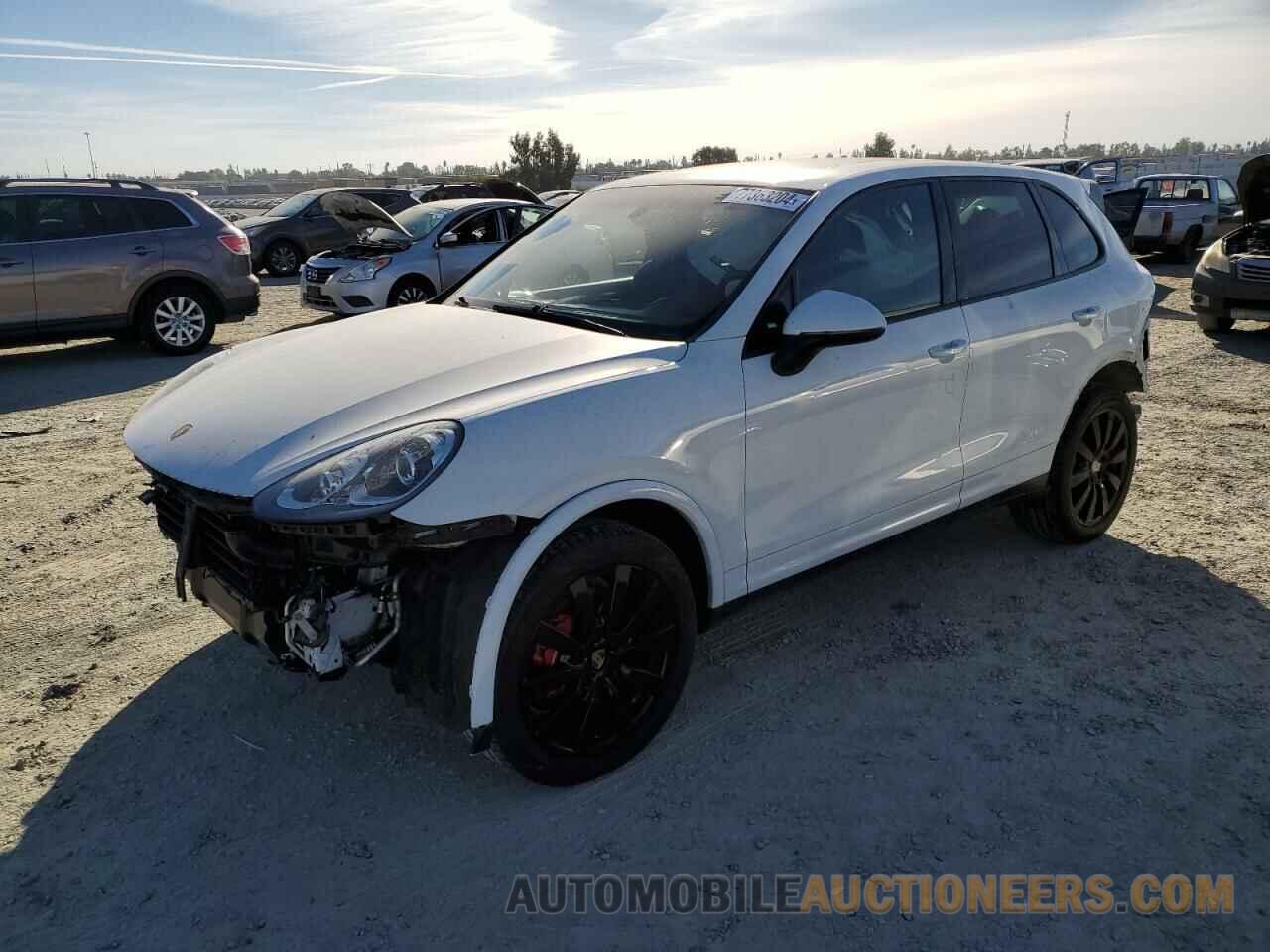 WP1AA2A21HKA87046 PORSCHE CAYENNE 2017