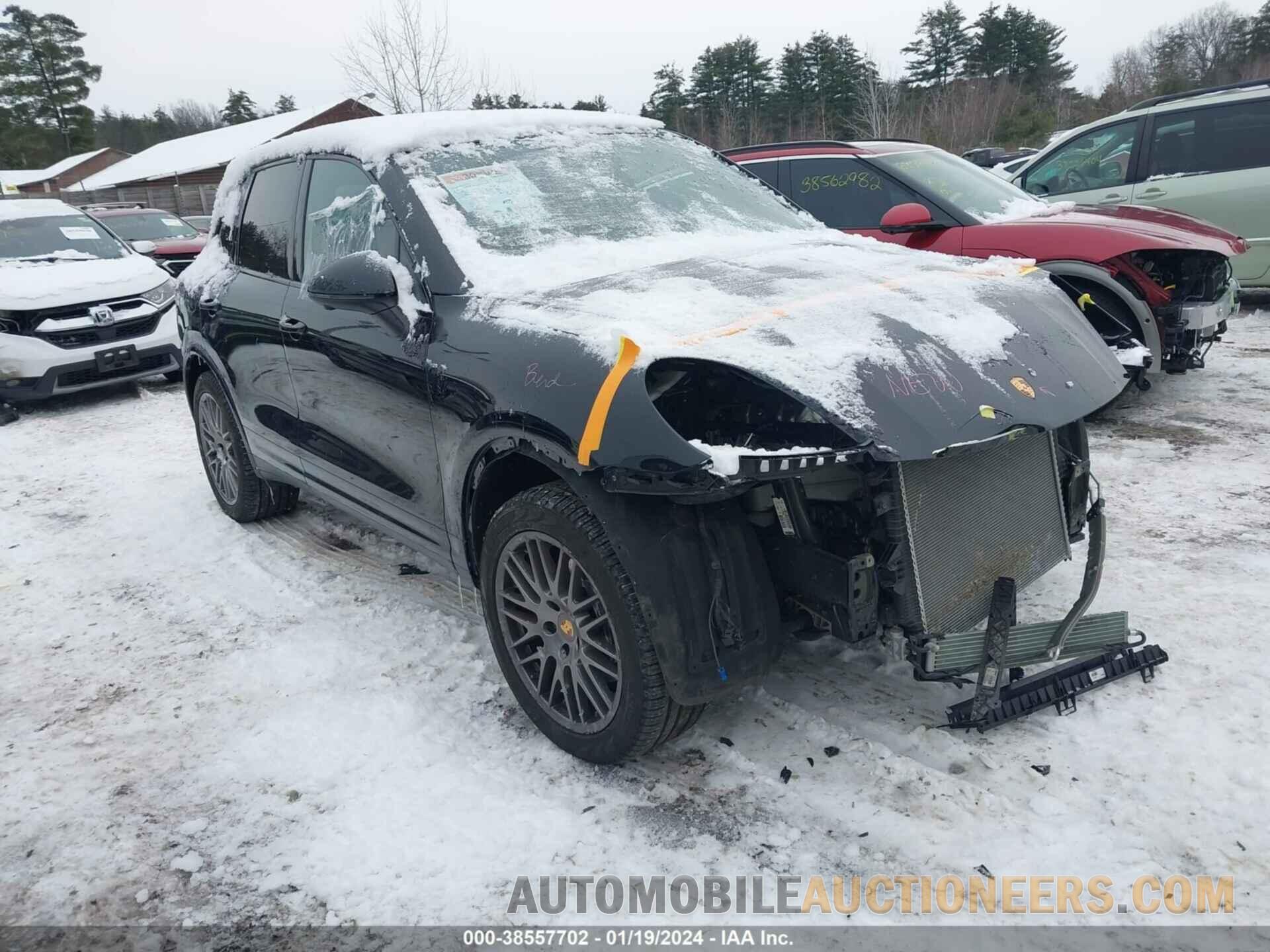 WP1AA2A21HKA89038 PORSCHE CAYENNE 2017