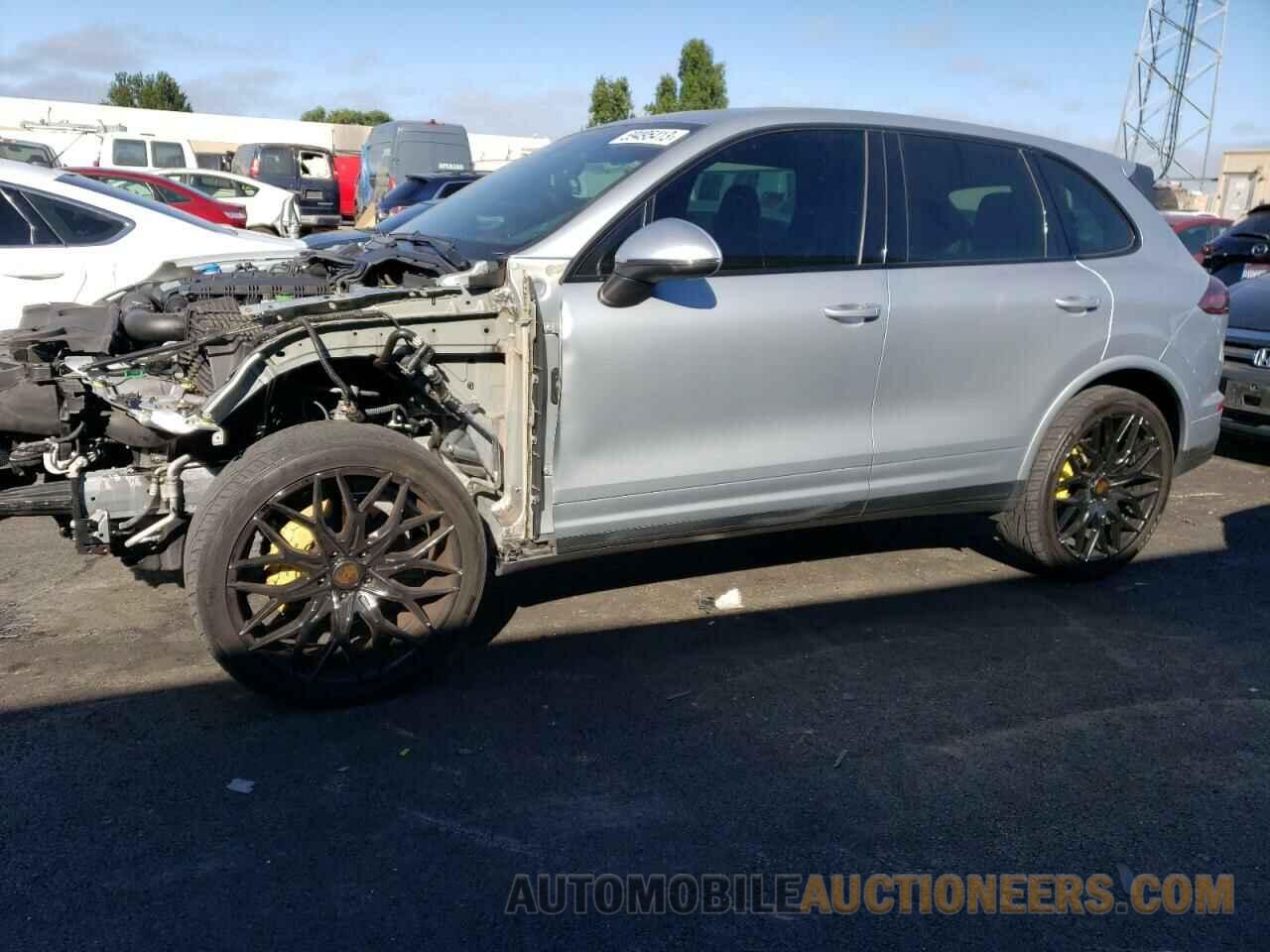 WP1AA2A21HKA89427 PORSCHE CAYENNE 2017