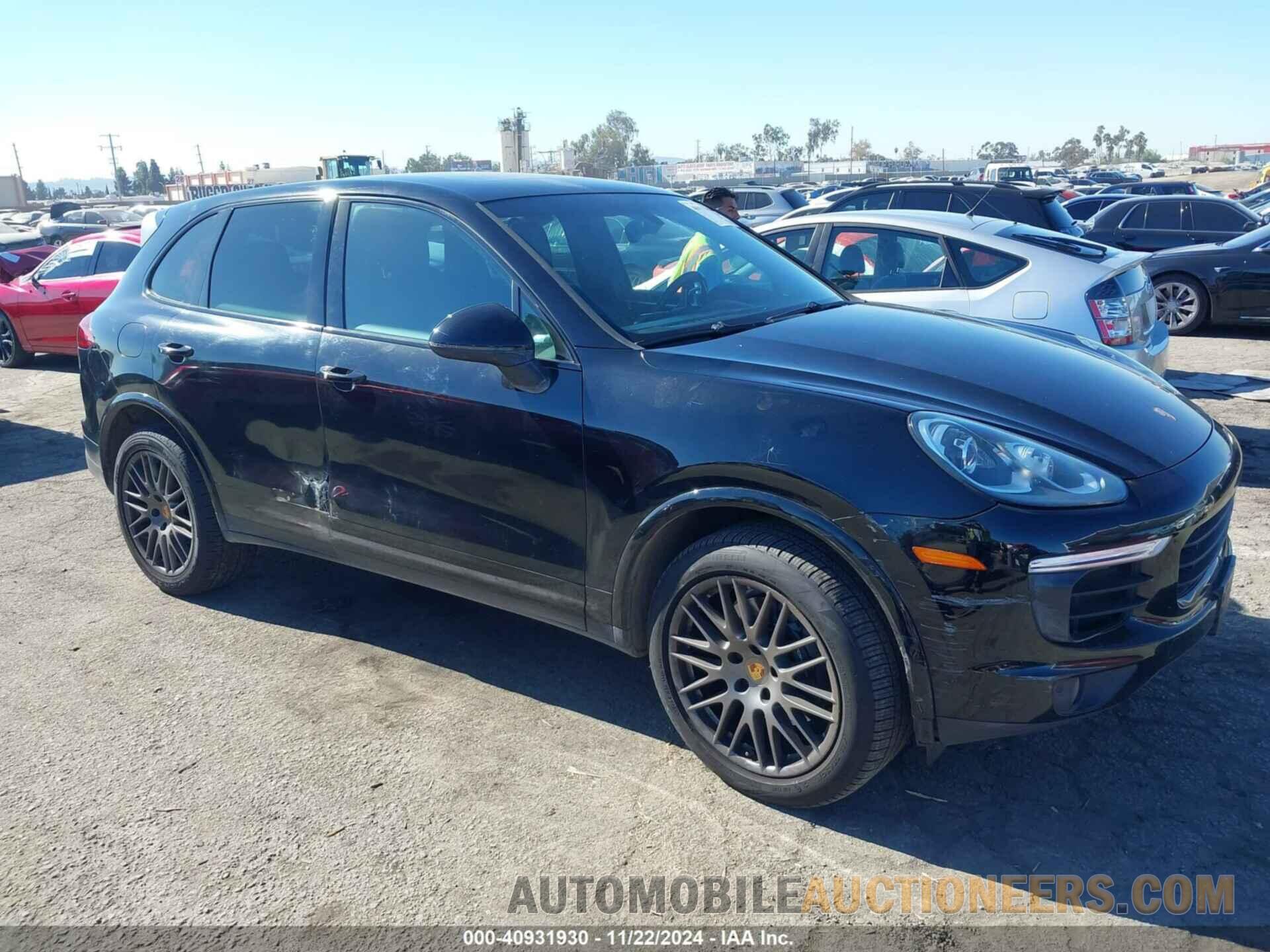 WP1AA2A22HKA81336 PORSCHE CAYENNE 2017