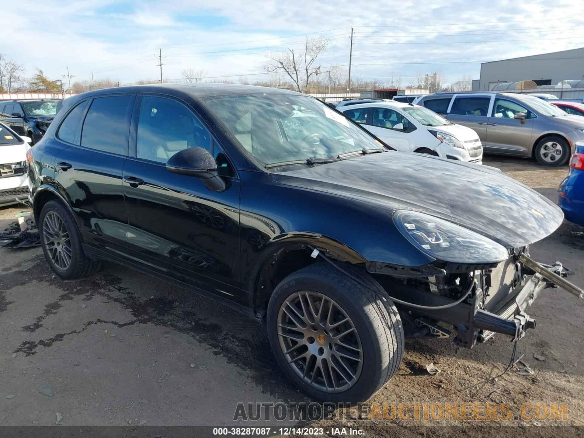 WP1AA2A22HKA81966 PORSCHE CAYENNE 2017