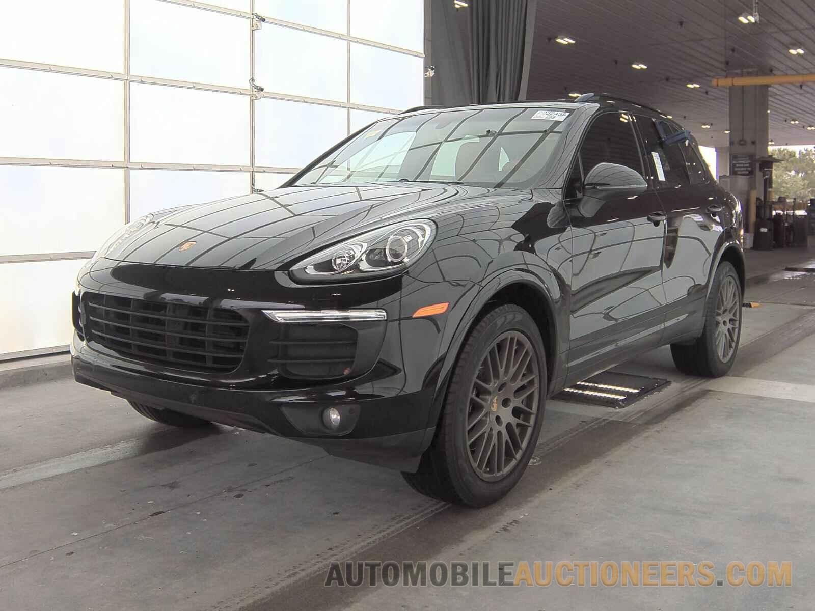 WP1AA2A23HKA89431 Porsche Cayenne 2017