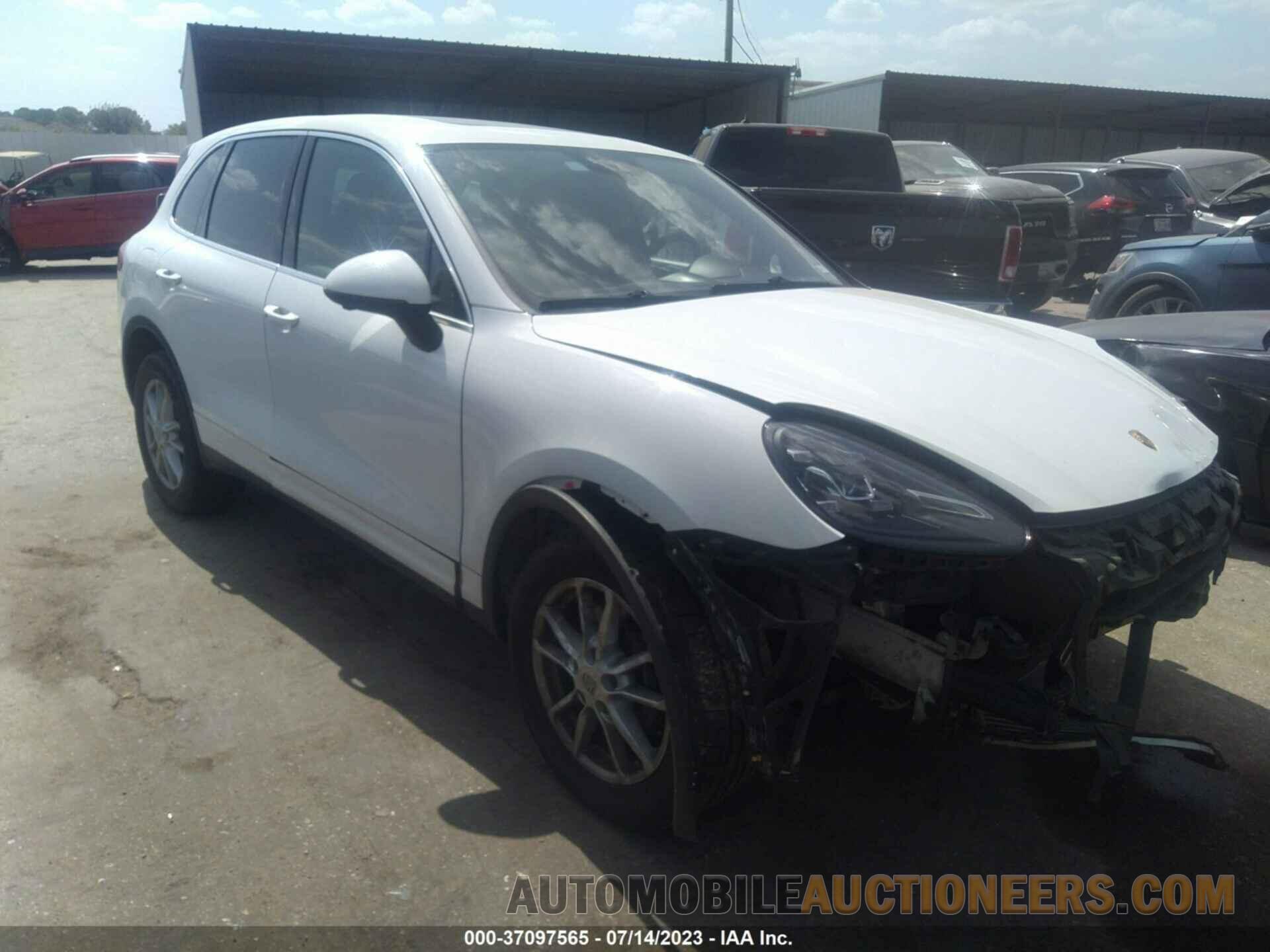 WP1AA2A24GLA05254 PORSCHE CAYENNE 2016