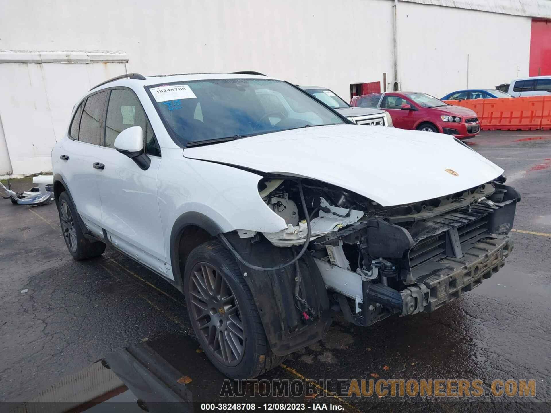 WP1AA2A25HKA82657 PORSCHE CAYENNE 2017