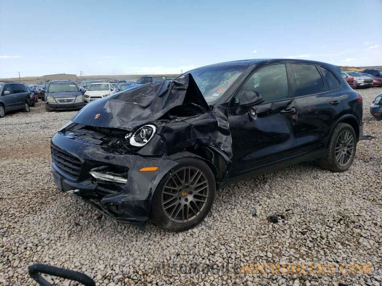 WP1AA2A25HKA85008 PORSCHE CAYENNE 2017