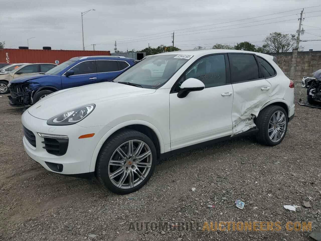 WP1AA2A25HKA85851 PORSCHE CAYENNE 2017