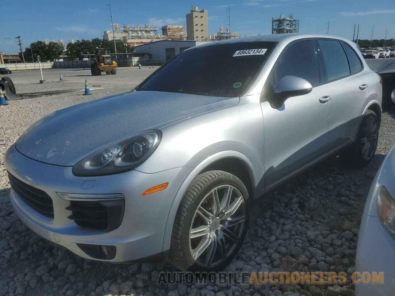 WP1AA2A25HKA86482 PORSCHE CAYENNE 2017