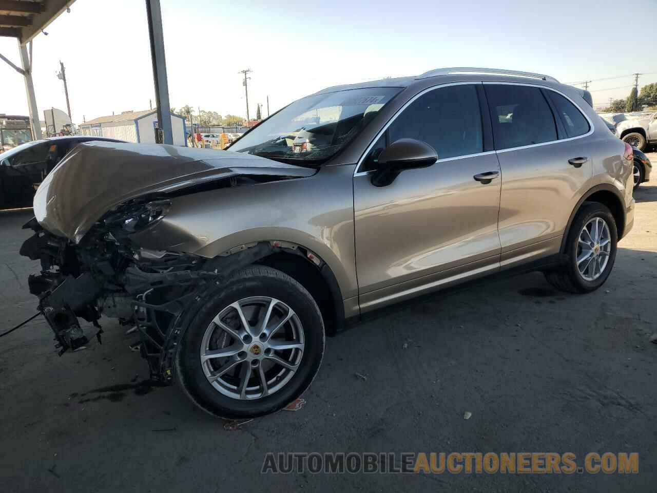 WP1AA2A26GKA10073 PORSCHE CAYENNE 2016