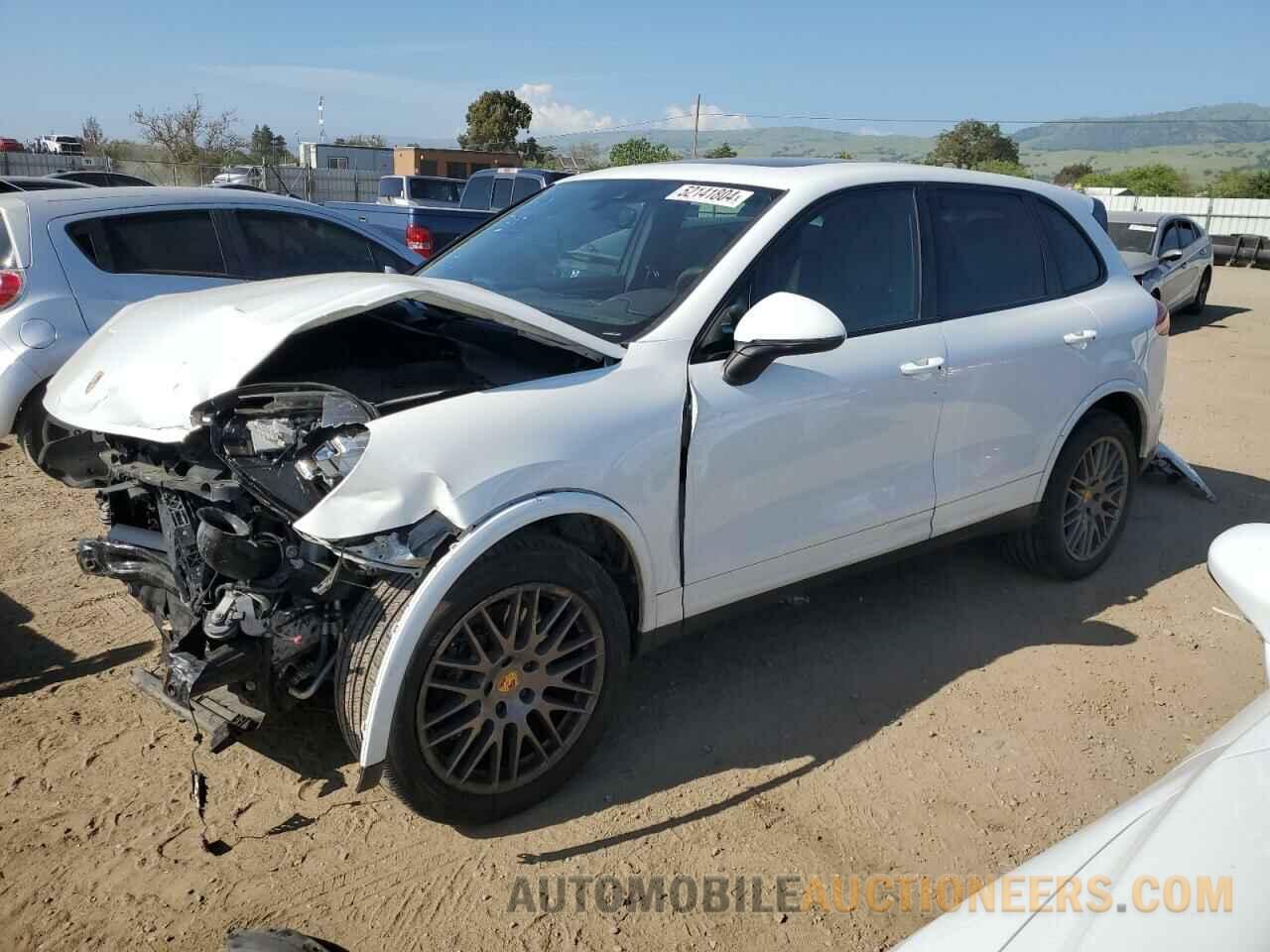 WP1AA2A26HKA80318 PORSCHE CAYENNE 2017