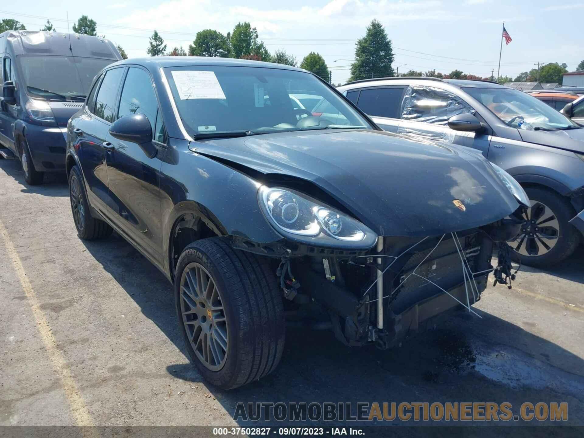 WP1AA2A26HKA82943 PORSCHE CAYENNE 2017