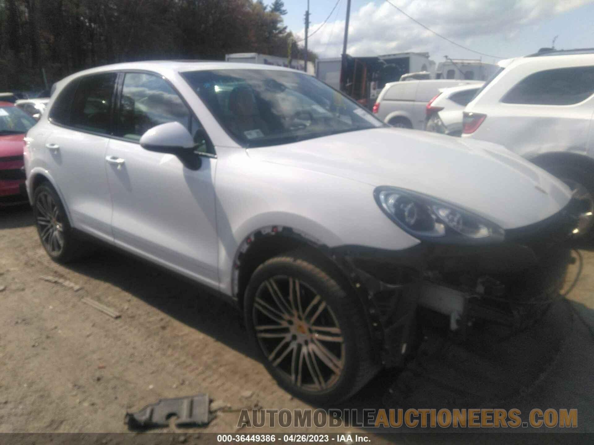 WP1AA2A26HKA87012 PORSCHE CAYENNE 2017