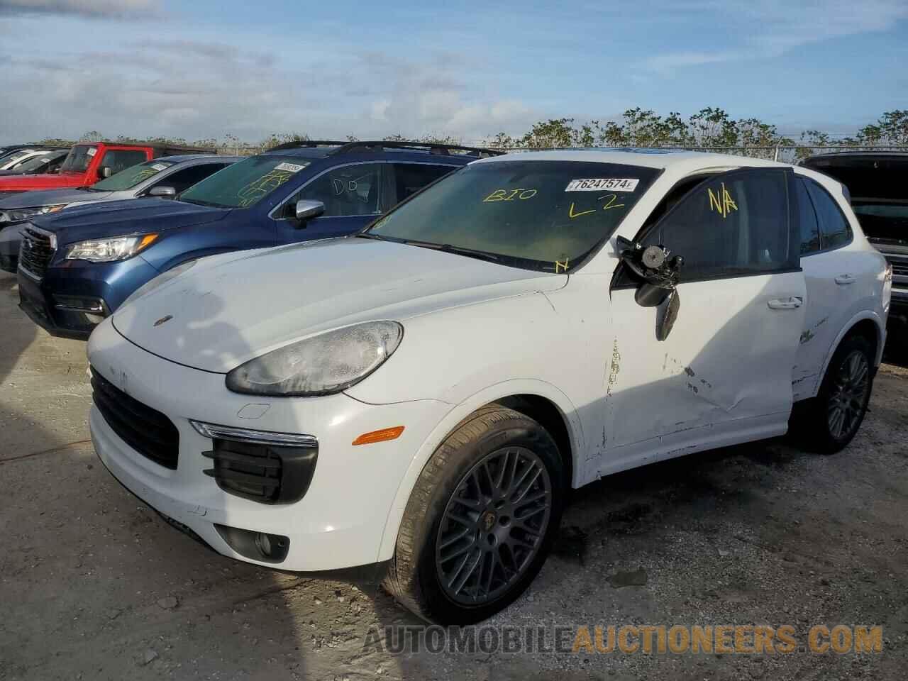 WP1AA2A26HKA88094 PORSCHE CAYENNE 2017