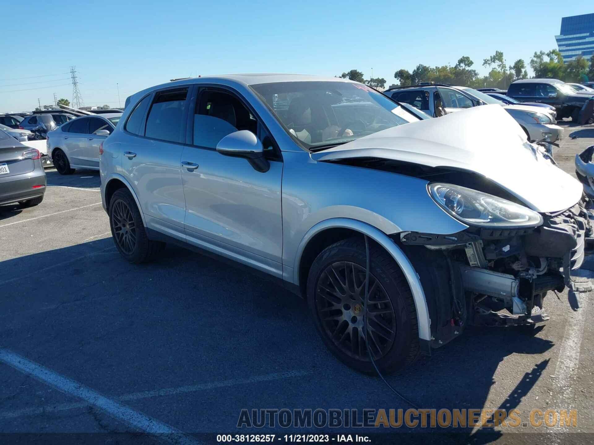 WP1AA2A27HKA83423 PORSCHE CAYENNE 2017