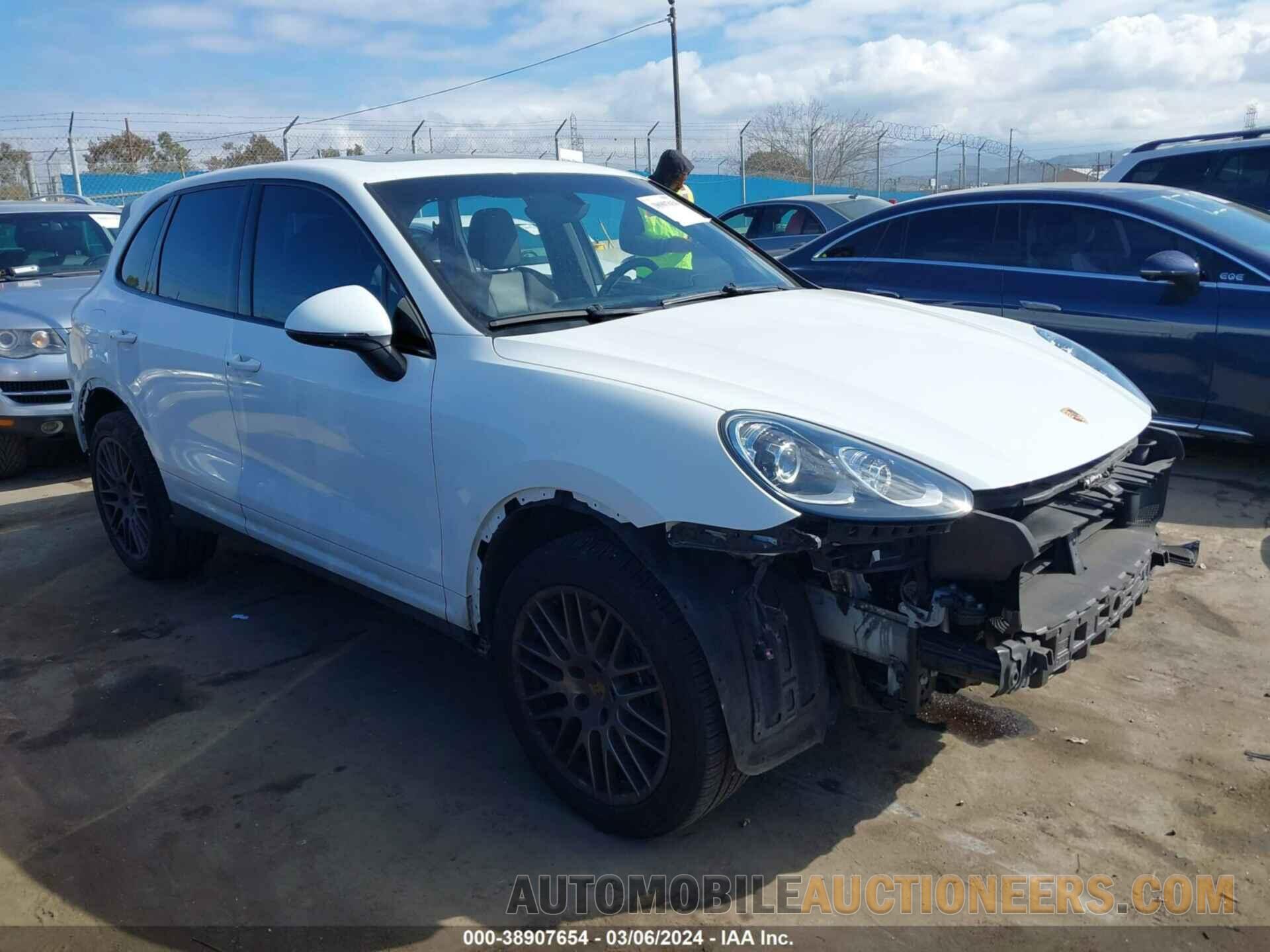 WP1AA2A27HKA89206 PORSCHE CAYENNE 2017