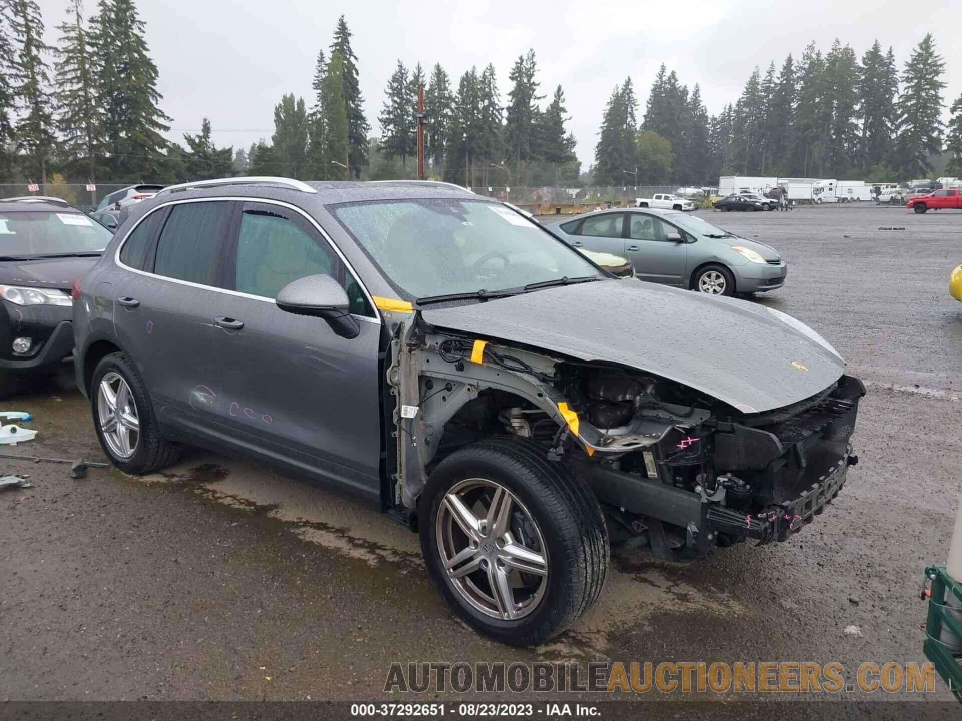 WP1AA2A28GLA06097 PORSCHE CAYENNE 2016