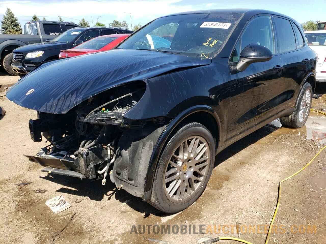 WP1AA2A28HKA80417 PORSCHE CAYENNE 2017