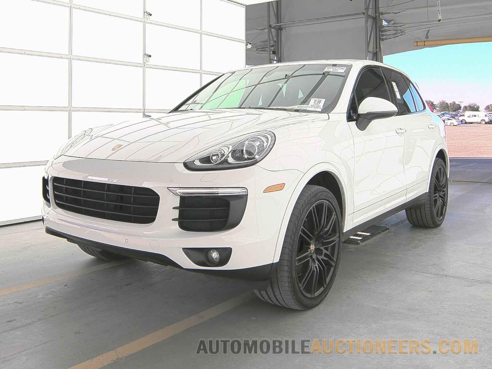 WP1AA2A28HKA83527 Porsche Cayenne 2017