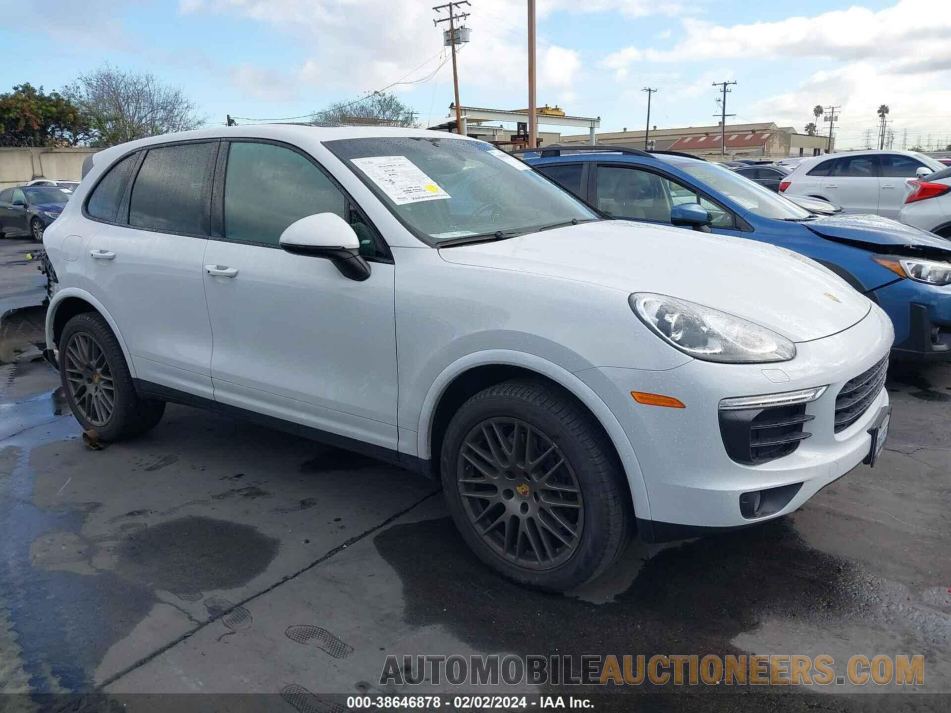 WP1AA2A28HKA85438 PORSCHE CAYENNE 2017