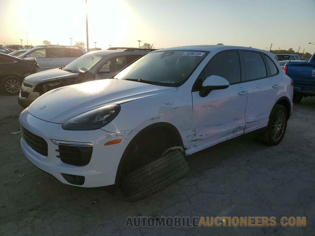 WP1AA2A29GLA04746 PORSCHE CAYENNE 2016