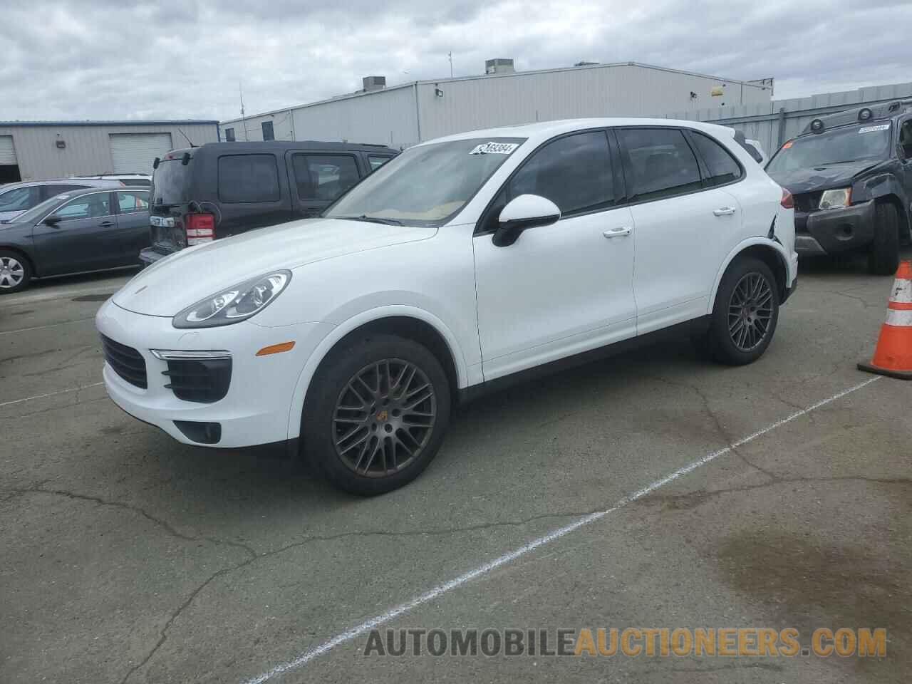 WP1AA2A29HKA85075 PORSCHE CAYENNE 2017