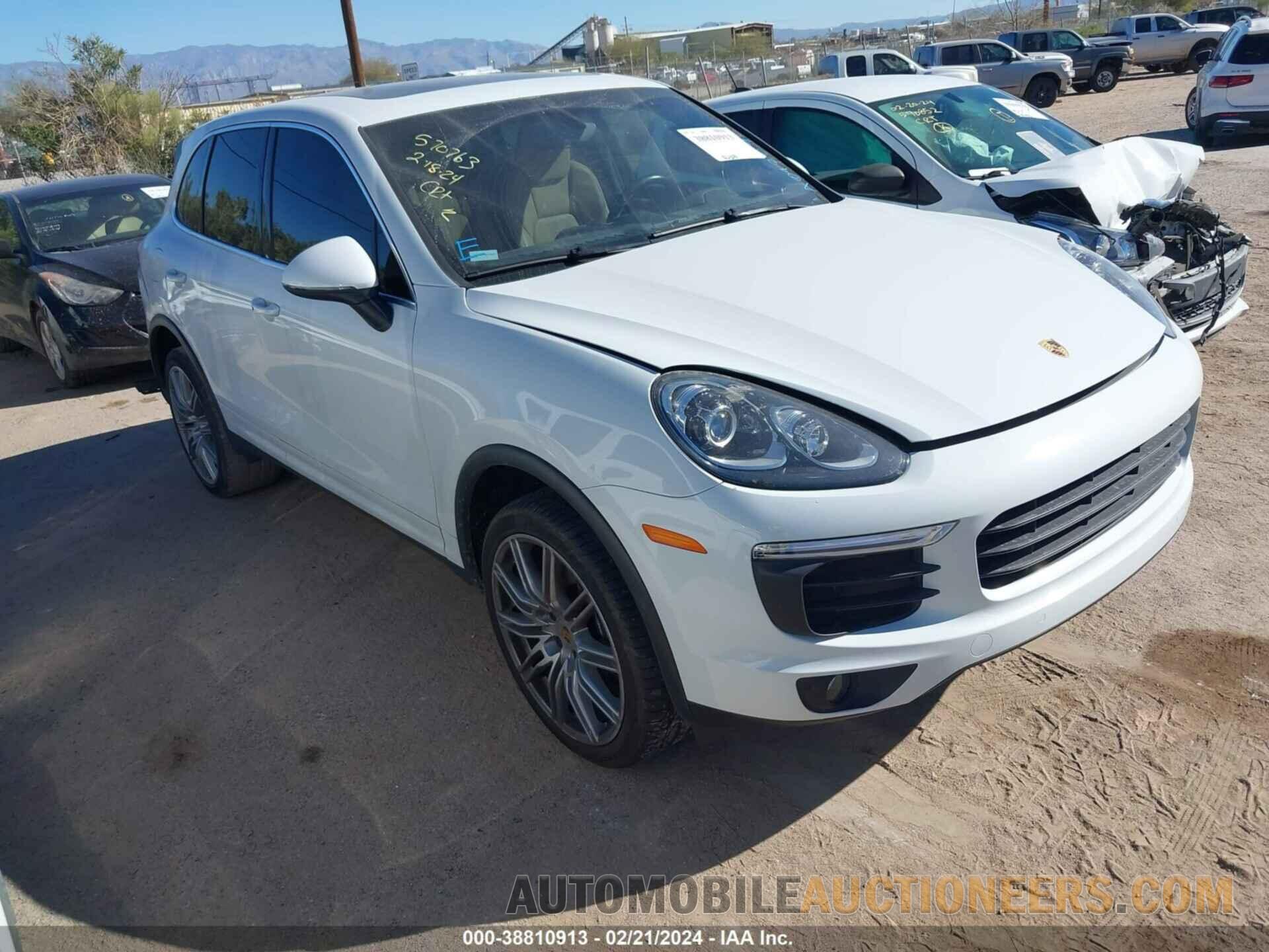 WP1AA2A2XGLA04254 PORSCHE CAYENNE 2016