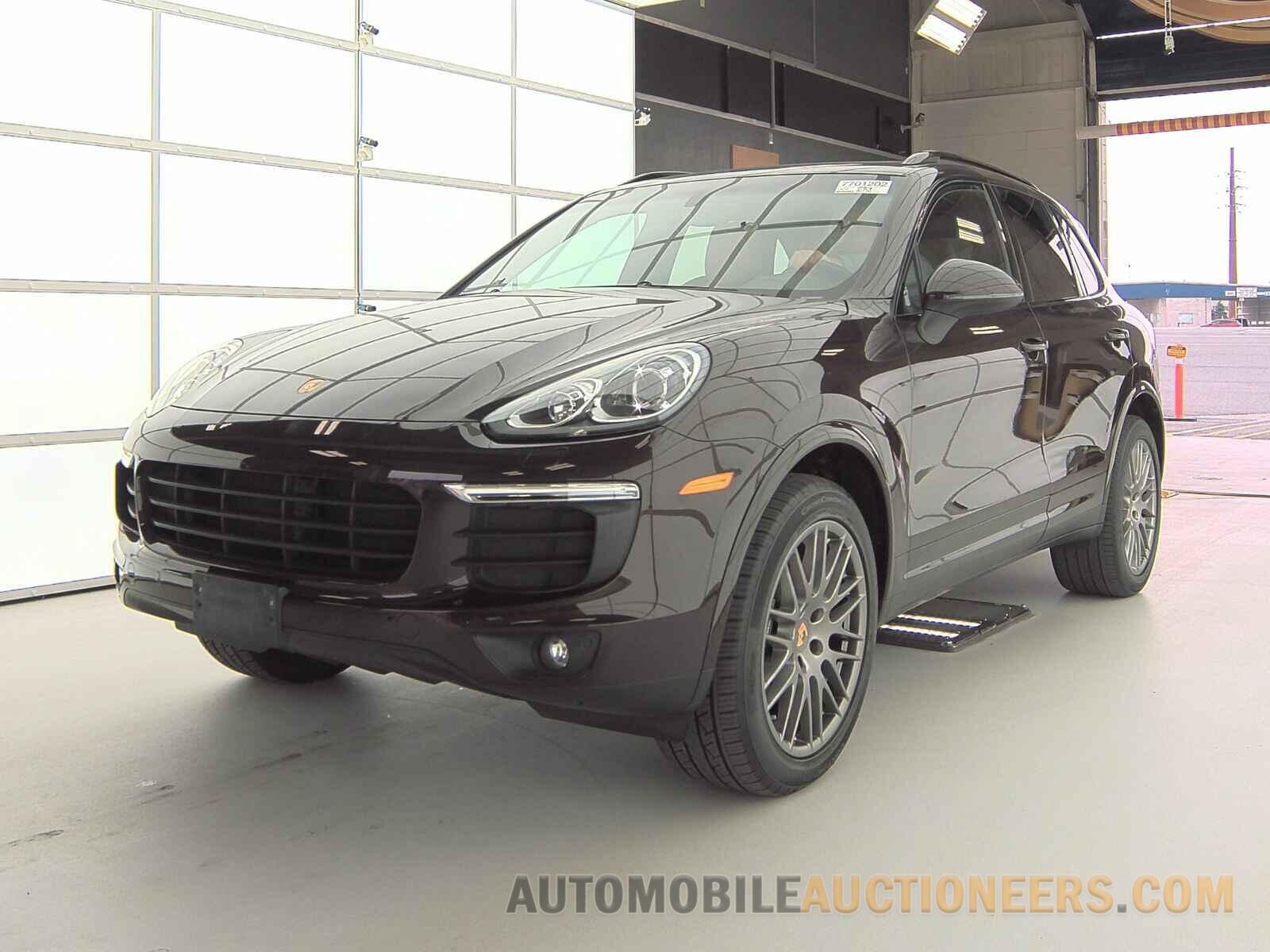 WP1AA2A2XHKA91614 Porsche Cayenne 2017