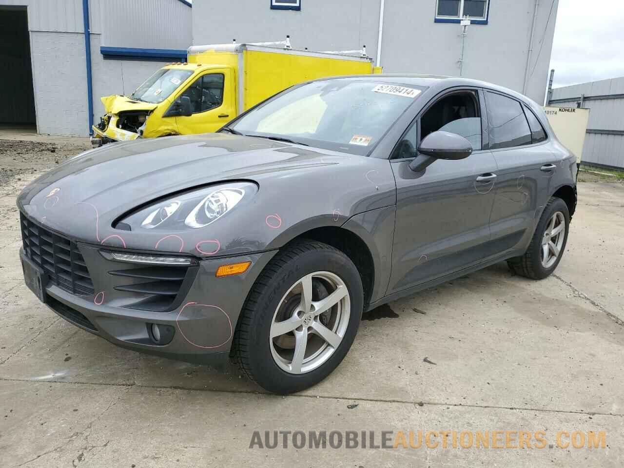 WP1AA2A50HLB08845 PORSCHE MACAN 2017