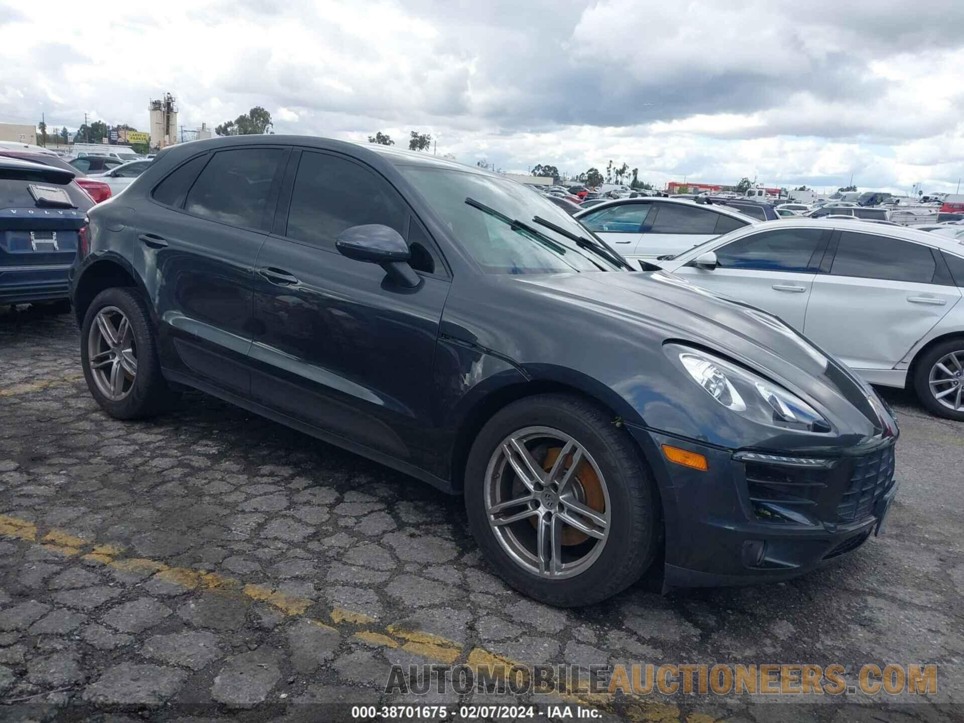 WP1AA2A51HLB06957 PORSCHE MACAN 2017