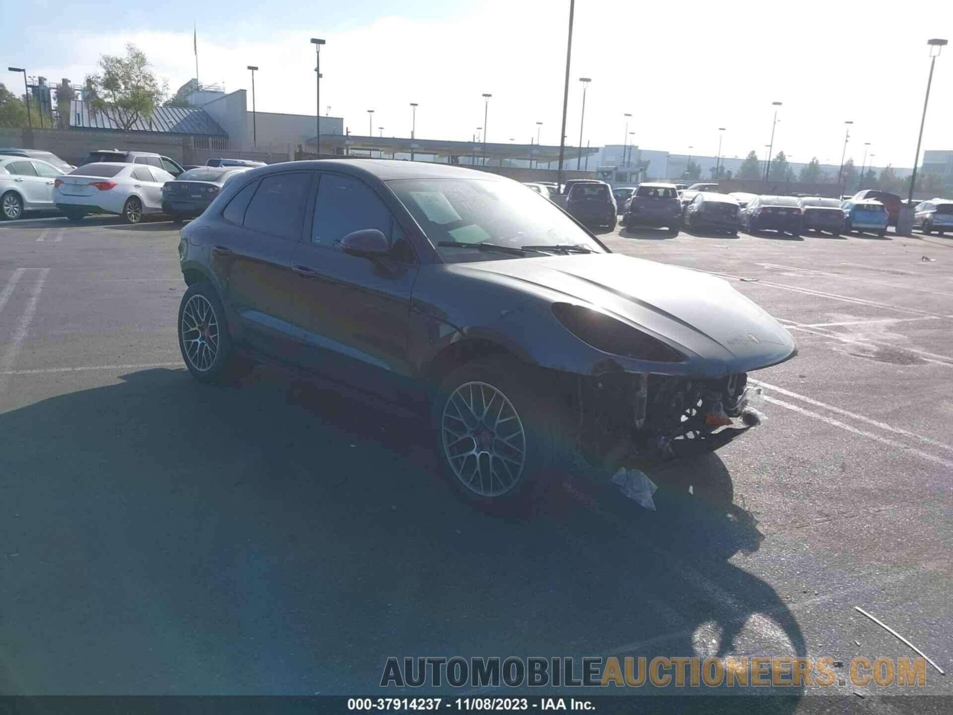 WP1AA2A51JLB00114 PORSCHE MACAN 2018